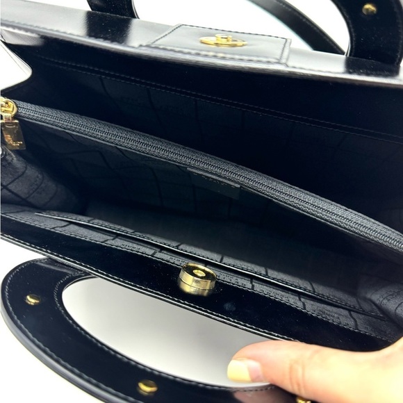 Celine 2-Way Black Leather Smooth Crossbody Top Handle Bag - Quiet Luxury - Picture 9 of 15